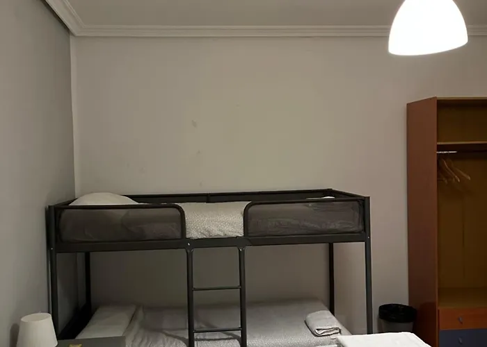 Roomin Hostel